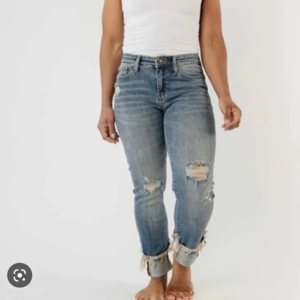 Judy Blue Straight Fit Distressed Jeans 33543
